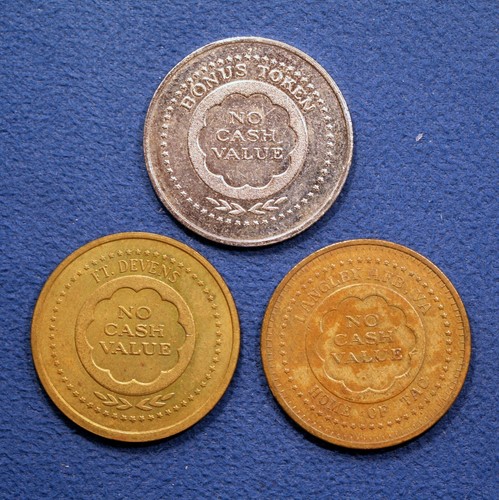 Trio of Gulf War-era U.S. AAFES military tokens - Massachusetts & Virginia - Picture 2 of 2