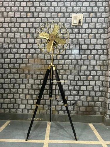 Ventilador de piso de pedestal en trípode ajustable de madera negro | Reproducción estilo retro - Imagen 6 de 9