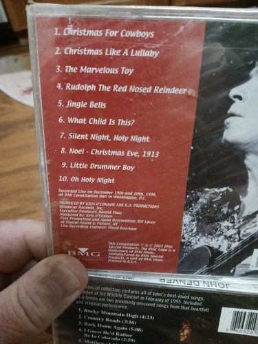 2 John Denver CD Lot Christmas Celebration And The Best Of John Denver Live - Picture 4 of 7