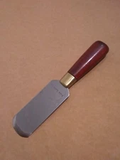 C.S. Osborne #67-1 Leather Knife / Skiver