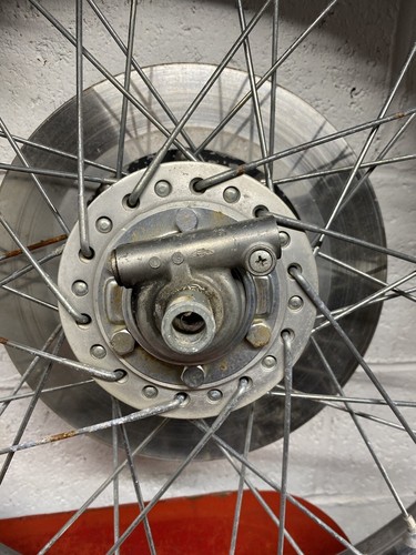 1975 Honda CB 750f Front Wheel - Picture 2 of 4