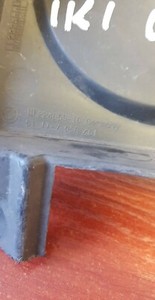 BMW 1er E87 Stoßstange vorne Blende links Nebelscheinwerfer Blende Abdeckkapp...