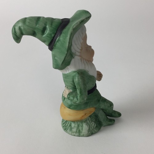 Vintage Ceramic Leprechaun Pixie Elf Green Figurine Sitting on A Mushroom W/Tag - Picture 4 of 9