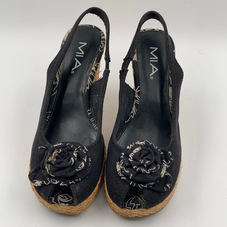 Zapatos informales negros con cuña MIA para mujer talla 8,5 M tela flor punta abierta Foto 3 de 4