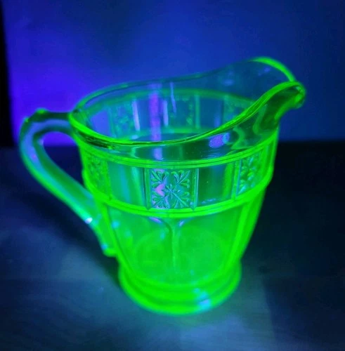 Vintage Uranium Jeannette Doric Creamer Pitcher Green Depression Glass