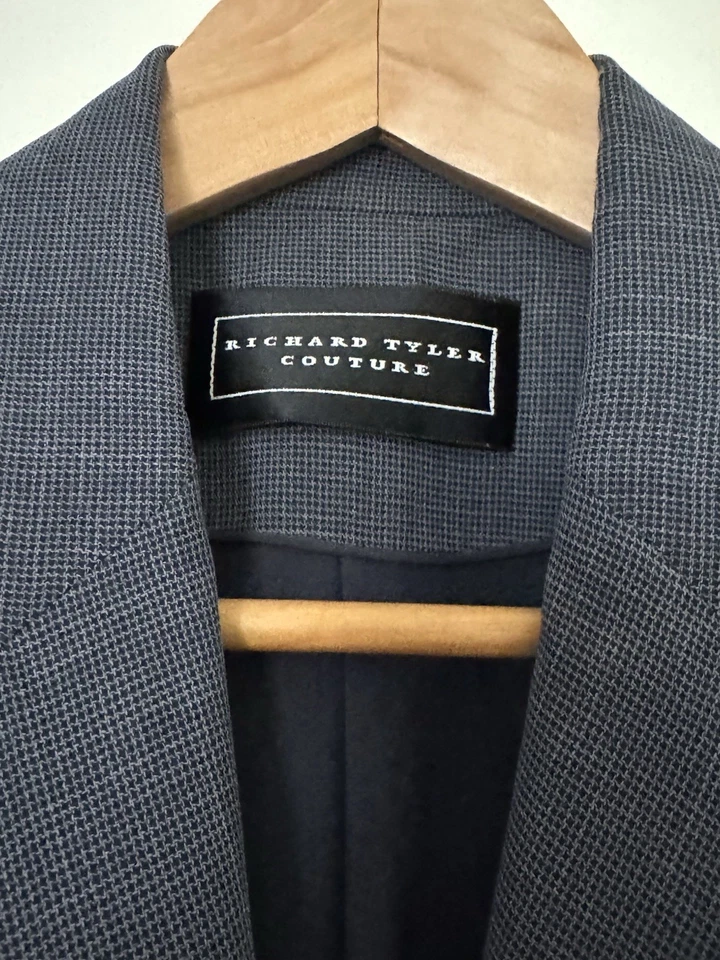 Blazer para mujer RICHARD TYLER COUTURE talla 6 gris recortado años 90 Foto 2 de 4