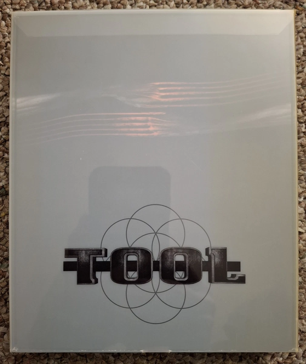 【トゥール】 Salival ボックスセット サイン Tool Tool - Salival - Amazon.com Music