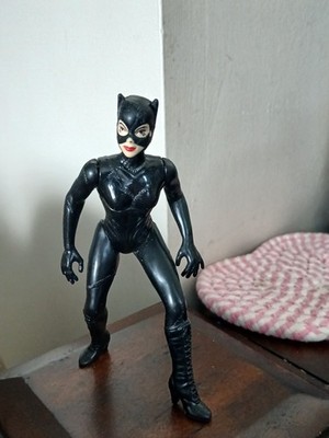 Batman Returns Movie Catwoman Action Figure Michelle Pfieffer Kenner 1992