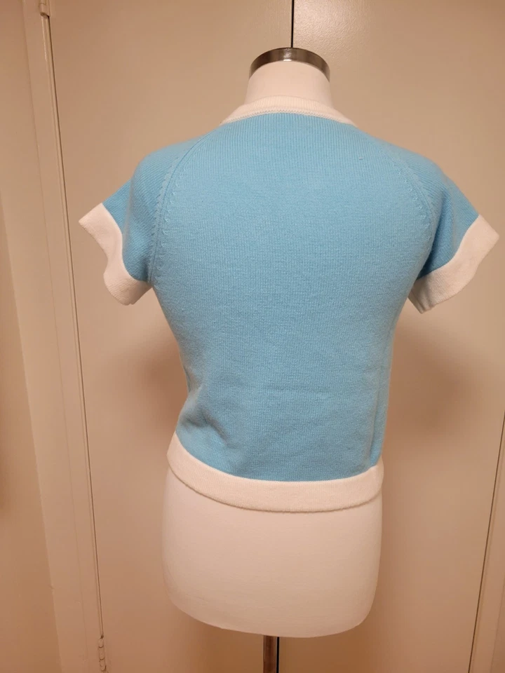 Chanel Knitted Blue Embroidery Chain CC Logo Cashmere Sweater Size M - Image 4 of 4