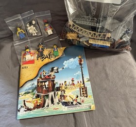 LEGO Pirates: Shipwreck Hideout (6253) 100% Complete