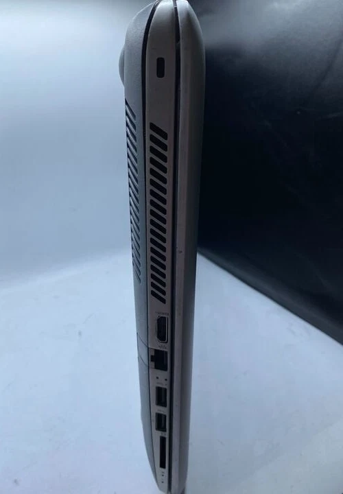 FOR PARTS HP ENVY TS m7 17.3" Intel Core i7-4700MQ @2.40GHz 8GB RAM 512GB SSD - Image 4 of 4