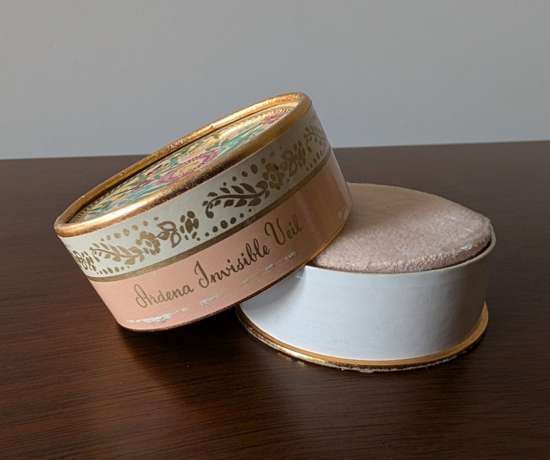 Vintage Elizabeth Arden Ardena Invisible Veil Face Powder Shade 5 With Puff