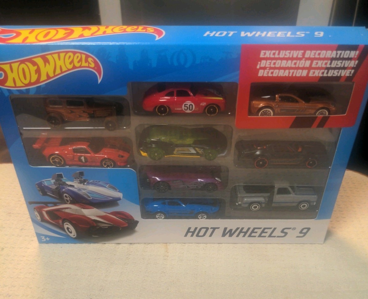 Hot Wheels X6999 9 Car Gift Pack | eBay