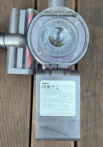 Dyson VC62 Animal Pro gereinigt und desinfiziert mit Zubehör - Bild 5 von 8