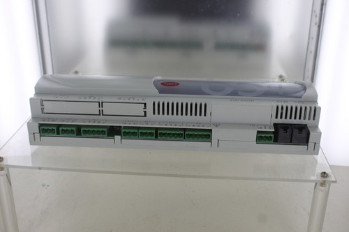 CAREL PCO3 PCO3000AM0 PLC CONTROLLER #1 - Picture 3 of 5