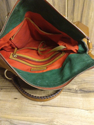 Dooney & Bourke Large Leather Satchel Handbag Natural Golden Tan Ser. J17150224 - Picture 8 of 11