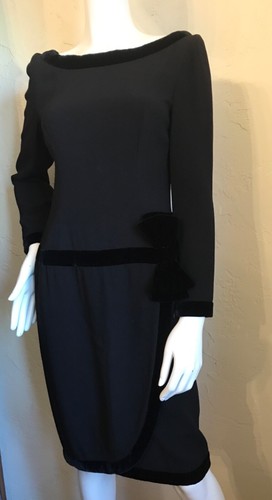 VINTAGE 1980's VALENTINO NIGHT Black Crepe & Velvet Cocktail Evening Dress 6 - Picture 3 of 9