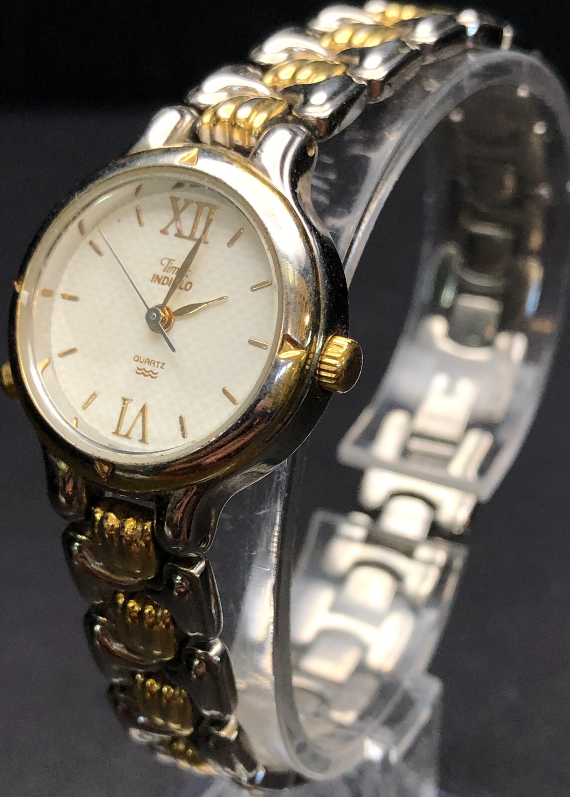 Vintage Timex Indiglo Women’s Analog Watch Untested May Need Battery or Repair