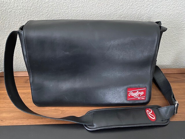 rawlings heart of the hide briefcase