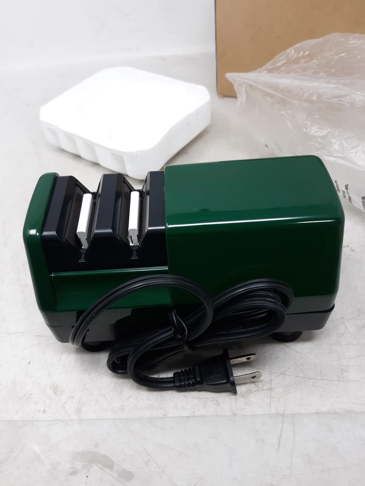 EdgeCraft 30 Diamond Hone Knife Sharpener Electric Model 30 Guide Gear USA