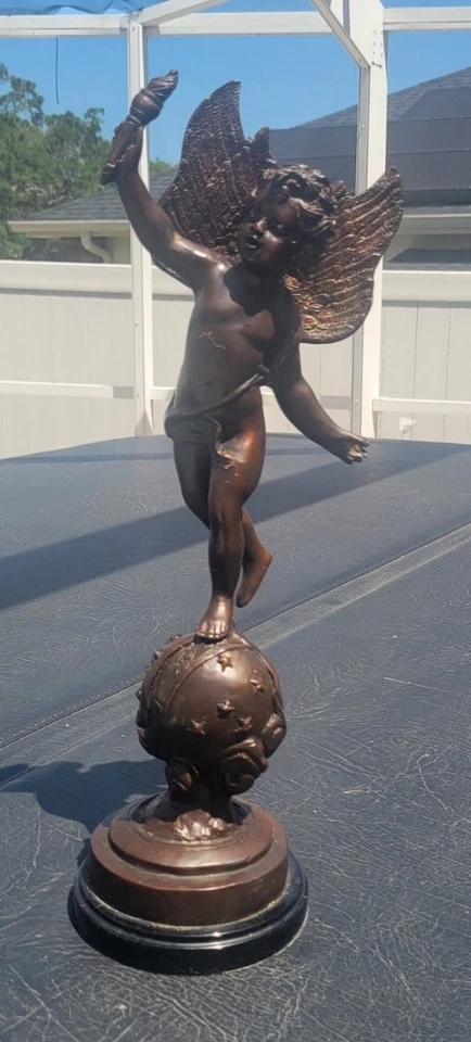 Putto de bronce Singed Gotz 18" Foto 4 de 4