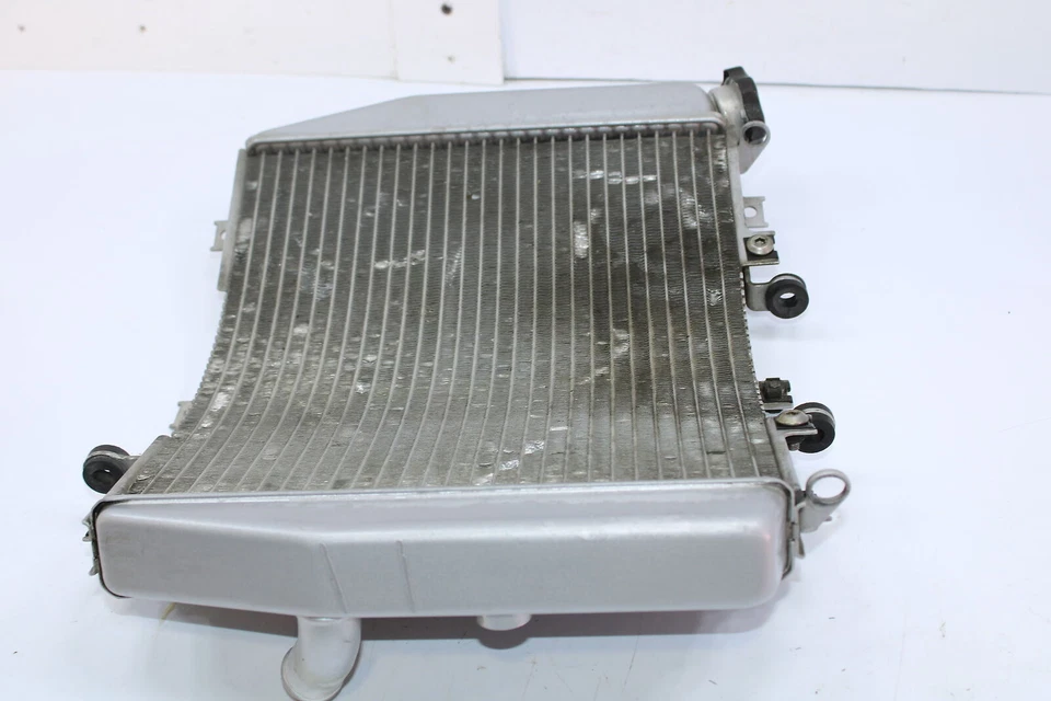 Kawasaki Ninja ZX6R ZX600J 2002 radiador motor enfriador radiador 39061-1286 Foto 3 de 4