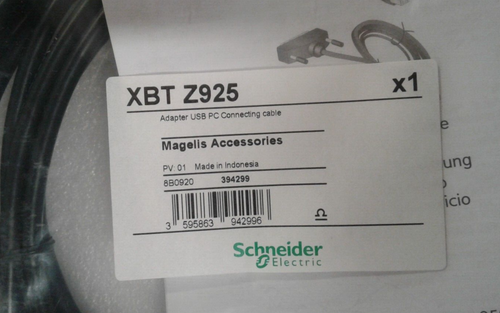 Telemecanique XBT Z925 Adapter USB PC Connecting Cable - New in Bag - Picture 2 of 5