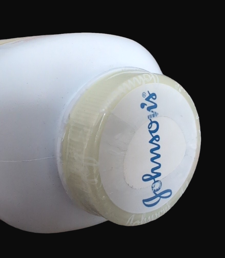 Johnson’s Baby MEDICATED Powder New 15 oz Zinc Oxide Cornstarch NEW SEALED VHTF 741655185192 eBay
