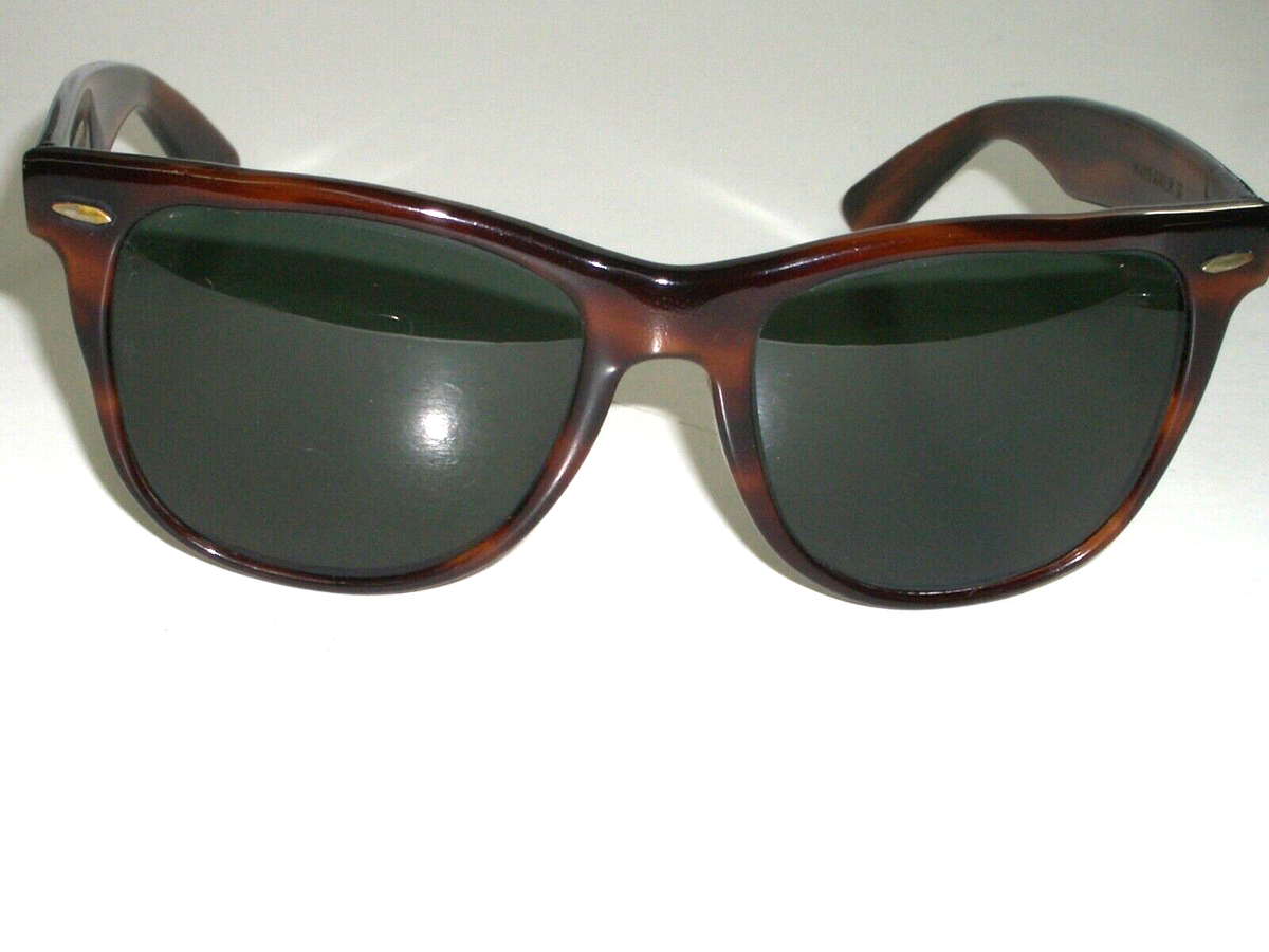 レイバン。サングラス。ウェイファーラー。L1725。中古品。 54[]18mm VINTAGE B&L RAY BAN L1725 SHINY TORTOISE G15 WAYFARER II