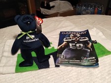 SEATTLE SEAHAWKS TY Beanie Baby - NFL Football Bear, With GameDay Book And Towel