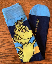 2025 Bioworld NWOT The GRINCH Blue w/Yellow Stripe Grinch Casual Crew Socks