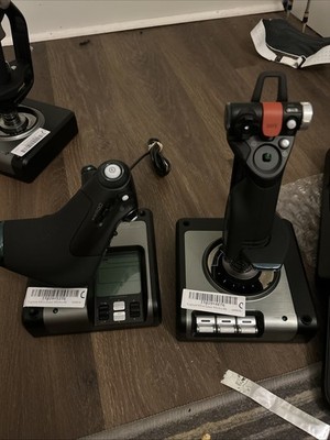 Logitech G Saitek X52 Pro USB Flight Control System