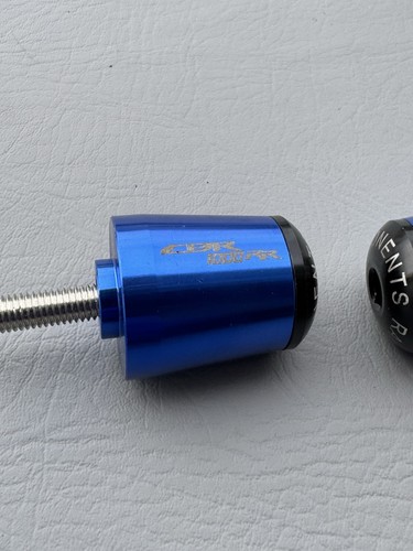 2006-2007 Honda Cbr600rr Cbr1000rr Frame Sliders Used Blue Rare - Picture 2 of 5