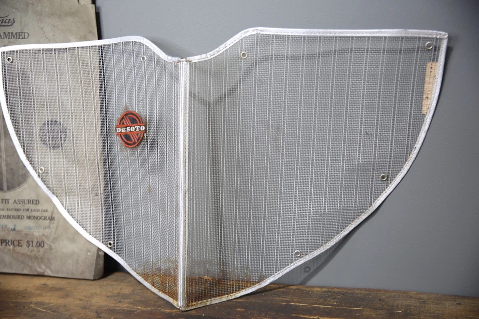 DeSoto 1938 Radiador Coche Rejilla Parrilla Pantalla Cubierta Accesorio Antiguo Nuevo de Lote Antiguo Foto 3 de 4