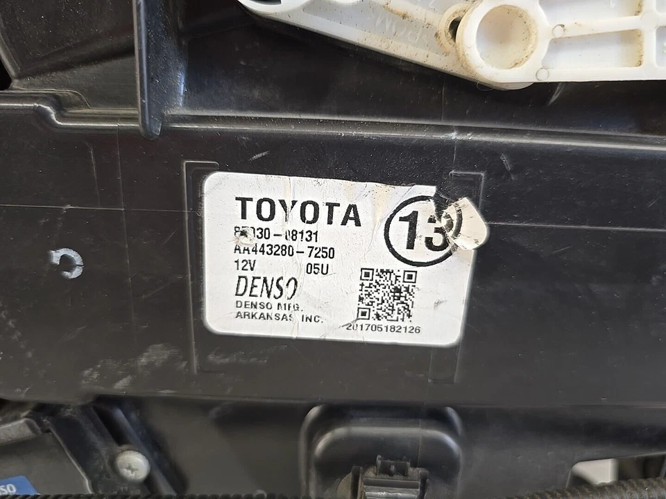Unidad central de calefacción trasera Toyota Sienna 2011-2016 87030-08130 Foto 3 de 4