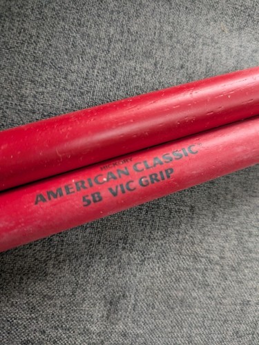 Vic Firth American Classic 5B Vic Grip Drum Sticks - Picture 6 of 6