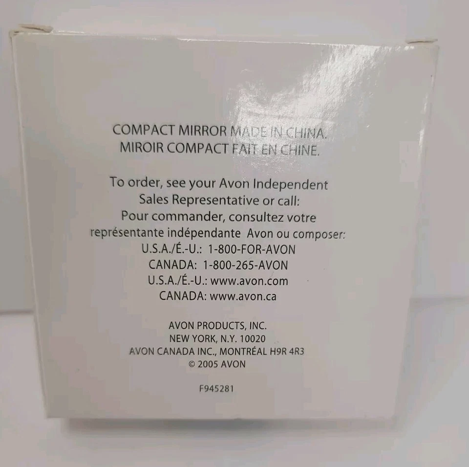 Avon Reflections Of You Compact Mirror Pink And Silver - Image 2 of 2