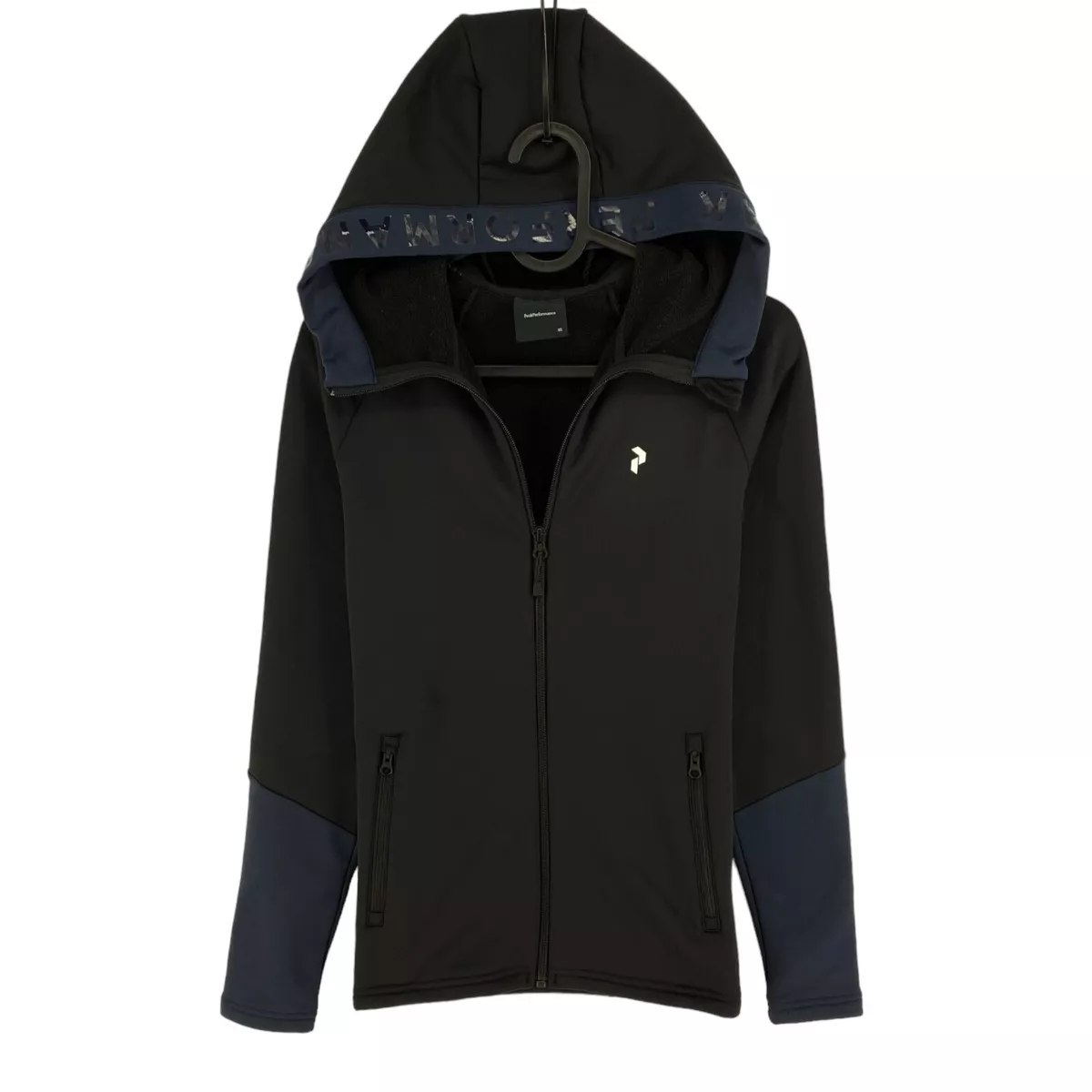Peak performance deals black jacket