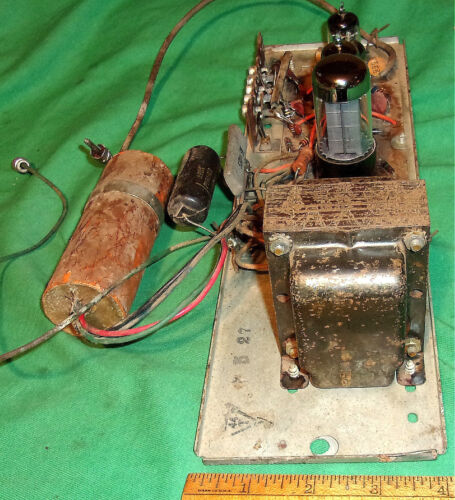 General Electric Tube Reverb Amplifier w/Tubes Powers UP - Picture 2 of 5