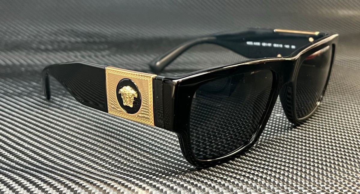 未使用品級 VERSACE カーディガン ブラック ゴールド ロゴ S レターV コード レディ ウォッチ ブラック,ゴールド | VERSACE JP