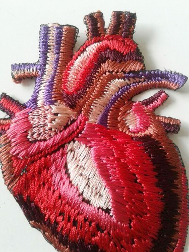 Anatomical Heart Handmade Embroidered Patch - Picture 4 of 5