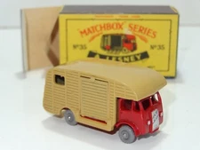lesney matchbox 35 ERF MARSHALL HORSEBOX - C BOX