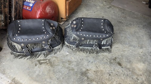 Yamaha 1100 Silverado Saddlebags - Picture 2 of 2