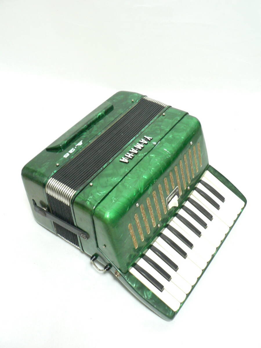 YAMAHA アコーディオン　グリーン YAMAHA A-25 Accordion 25-Key Retro Green - Vintage, Used