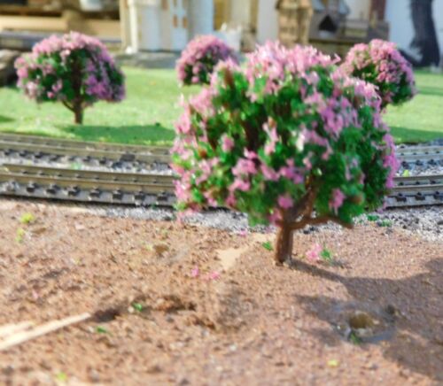 20 Purple Blooming Trees, 40 mm High - Picture 3 of 12