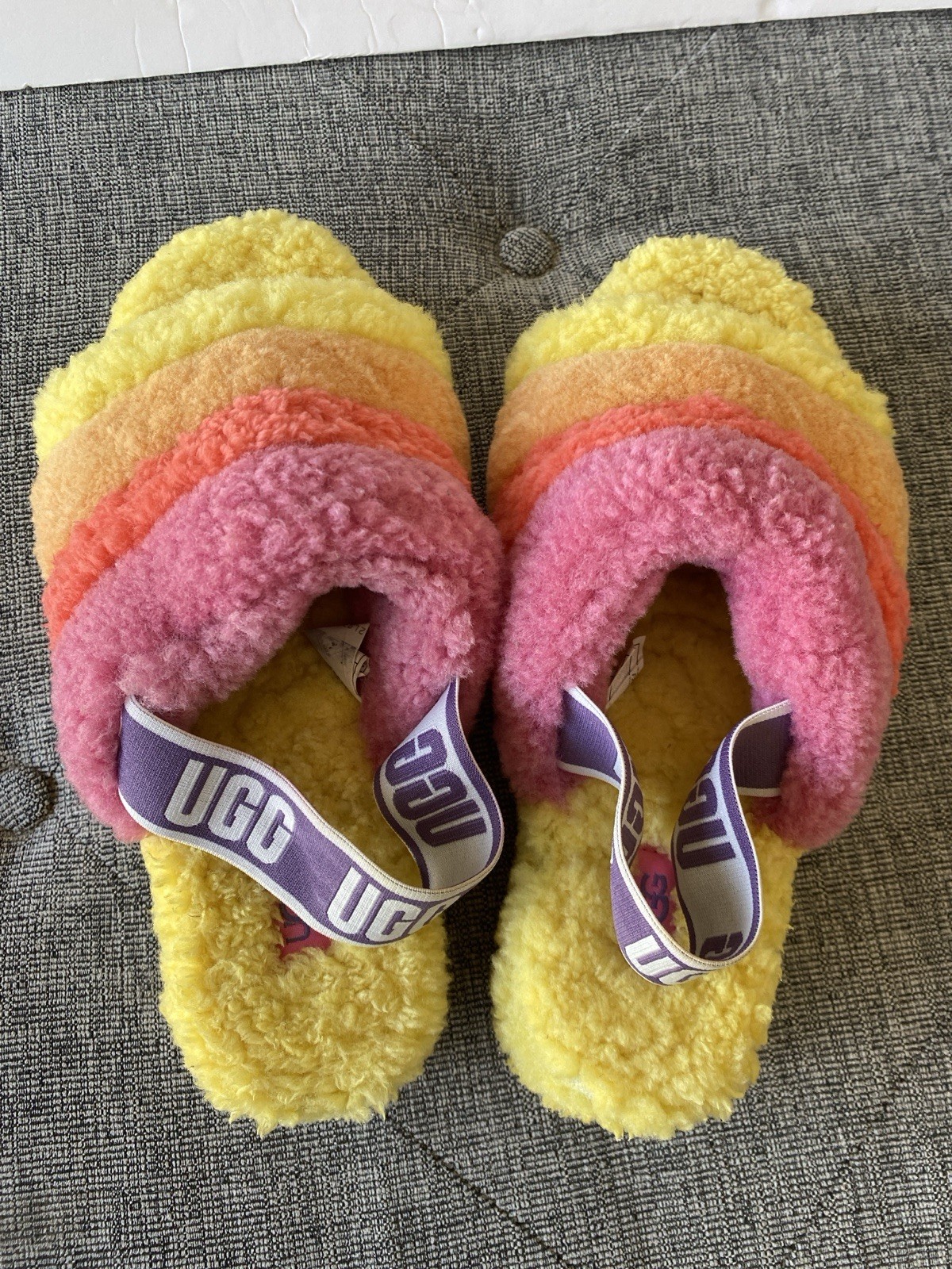 PANTOFOLA D’ORO Pantofole UGG donna Fluff Yeah taglia 9 colorate pelliccia di shearling slingback