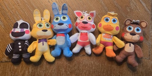 FNAF Five Nights At Freddys Micro Teenies Plush Bag Clips Set Of 6/ READ