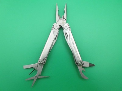 Leatherman Wave Silver Folding Multi Tool Knife Pocket Clip #41A