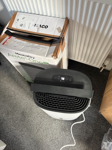 MeacoDry Arete One 25L Dehumidifier and Air Purifier White