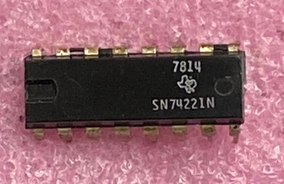 Texas Instruments SN74221N dual monostable multivibrators Integrated Circuit
